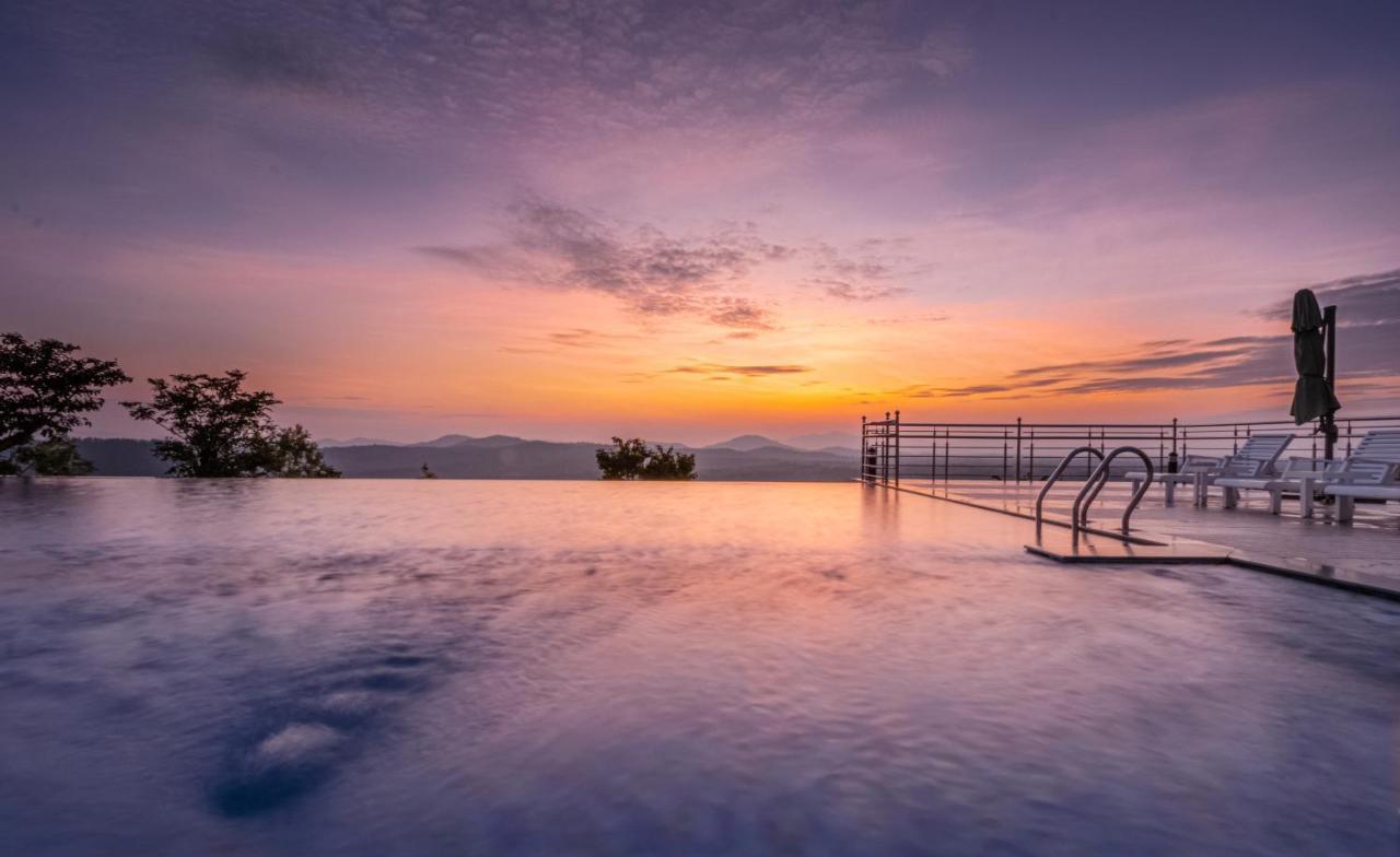 Coorg Cliffs Resorts Ammatti Exterior foto